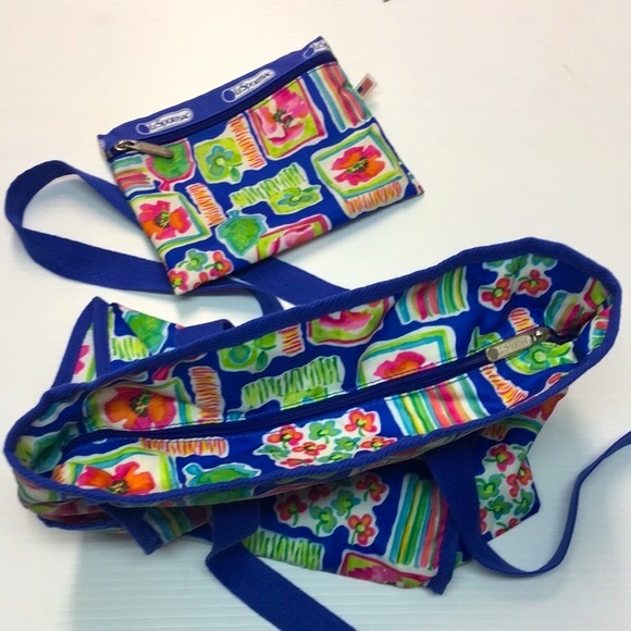 LeSportsac floral multi-purposes tote bag - Picture 3 of 14